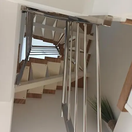 Сasa de vacaciones La Casita De Vane - Casa En El Centro Con Parking Privado A Unos 250 Metros Cangas do Morrazo