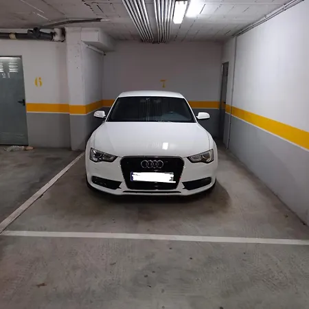 La Casita De Vane - Casa En El Centro Con Parking Privado A Unos 250 Metros *
